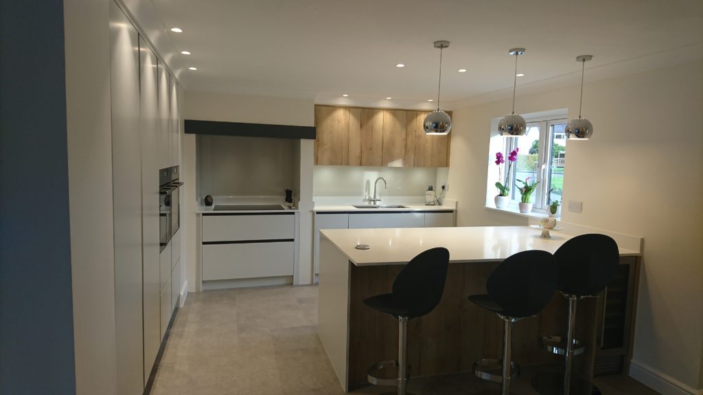 Silk grey handleless kitchen in Dial Post